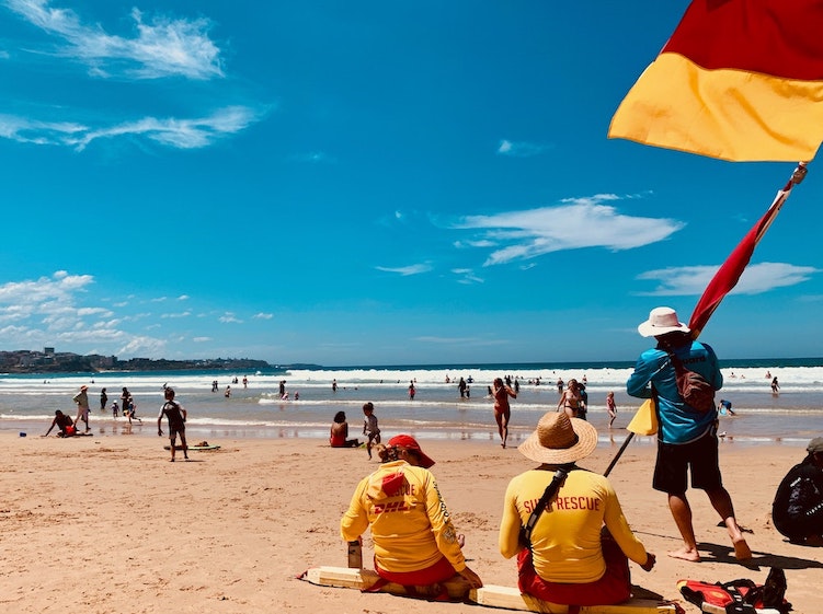 How to Choose the Best Material to Make a Flag